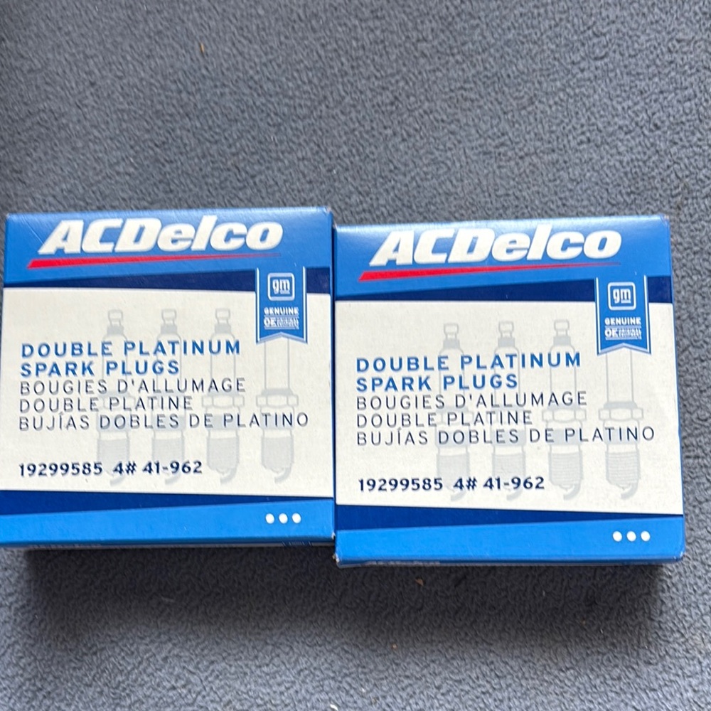 Double Platinum Spark Plugs - Blue